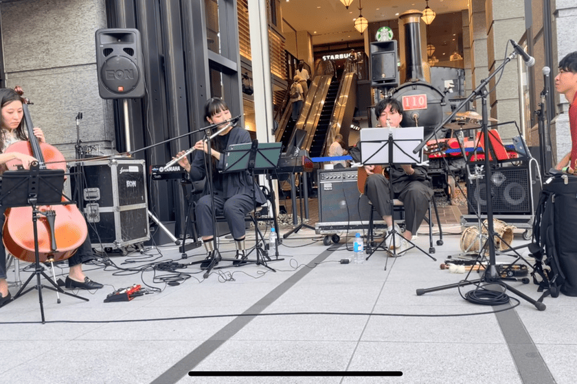 Oyster Quartet, 竹芝・浜松町のホテル：メズム東京のショーケース