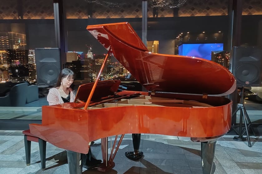 Maiko Kobayashi,竹芝・浜松町のホテル：メズム東京のショーケース