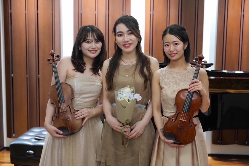 Trio Irene, 竹芝・浜松町のホテル：メズム東京のショーケース