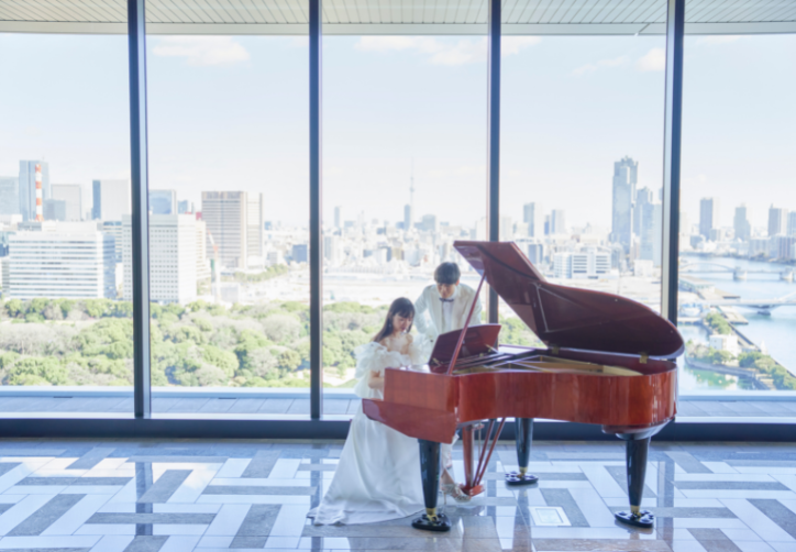 メズム東京を舞台に、遊び心あふれるアーティスティックな結婚式を